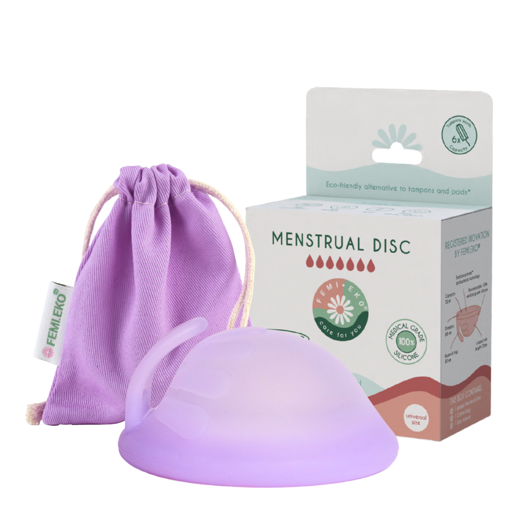 femieko Universal Safe Soft menstruationsdisk lilla med emballage | purple reusable menstrual disc with packaging